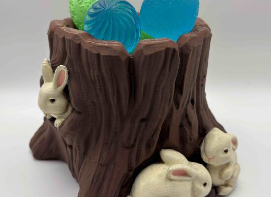 Baumstumpf-Osternest, FDM, handbemalt, mit SLA-Eiern